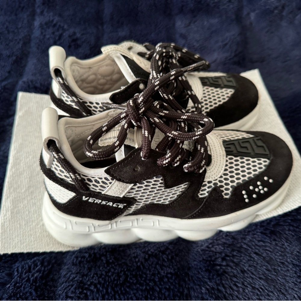 Versace Chain Reaction - Picture 2 of 5
